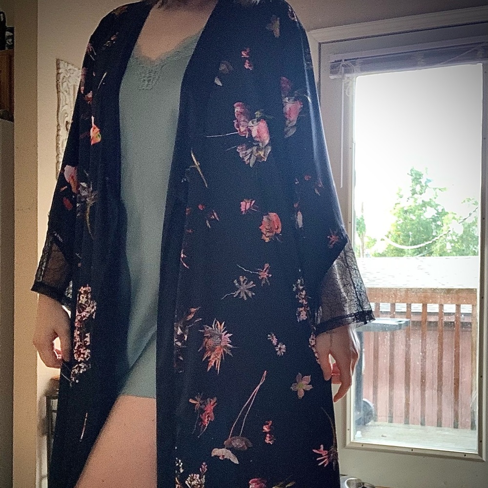 Victoria’s Secret silk/lace Robe